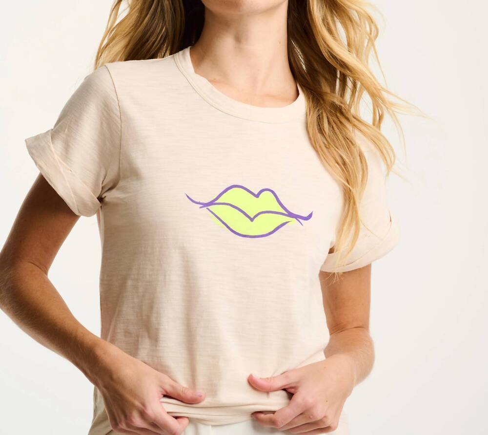 NEW LISA TODD kiss & make up tee in beige